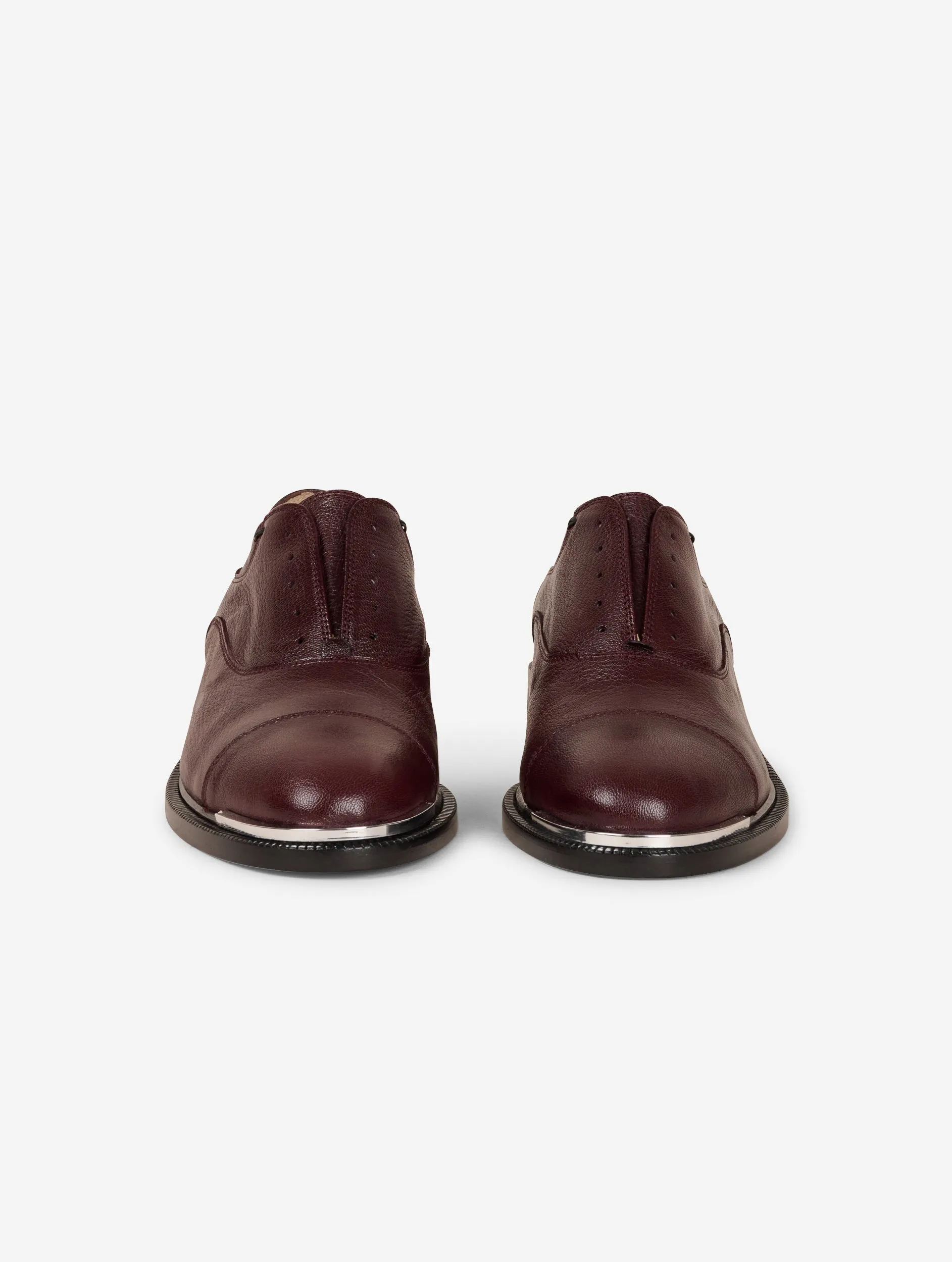 Derbies in burgundy leather