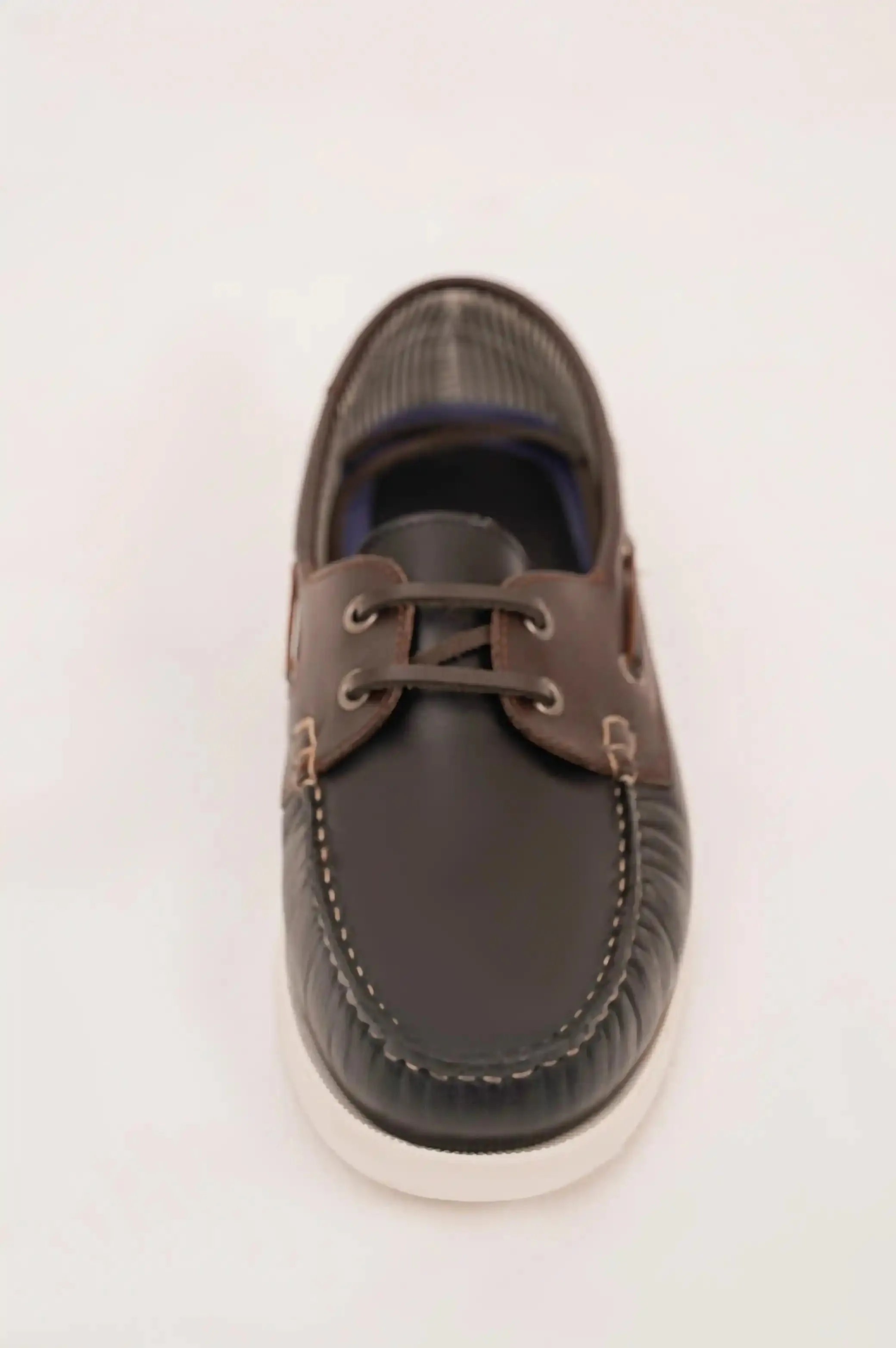 LEATHER BOAT SHOES