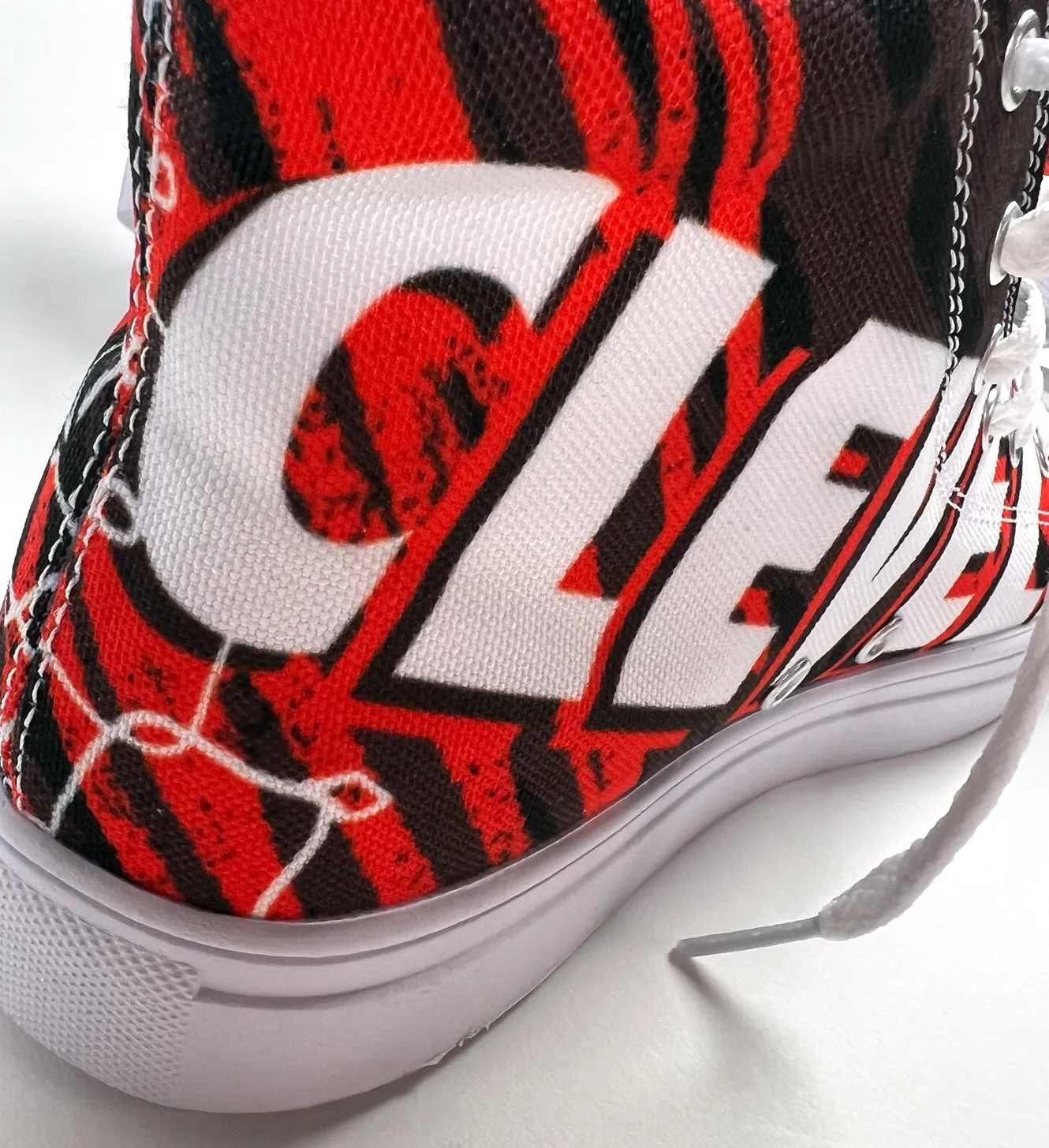 Men’s Cleveland Football high top canvas shoes